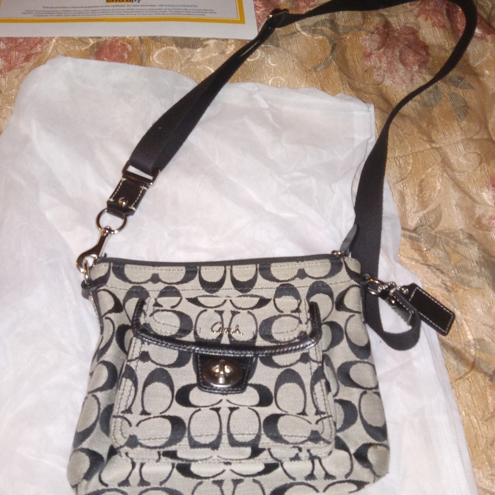 Authenic Coach Signature C Crossbody Purse Authentic with COA